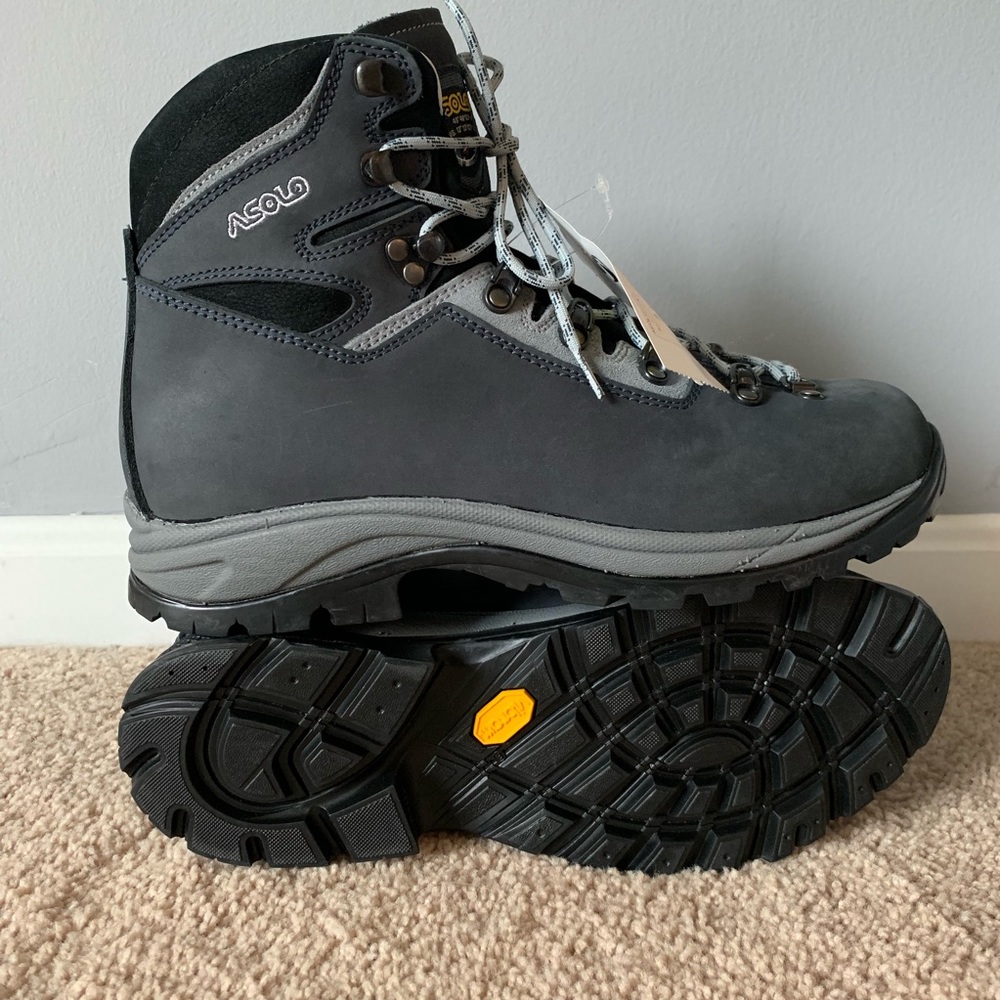 Women’s hiking boots gray black Asolo NWOB 10.5